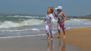 Песчаные пляжи Крыма для отдыха с детьми в Новоотрадном